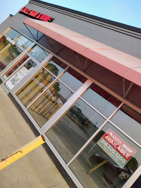 Puritas Park Shopping Center