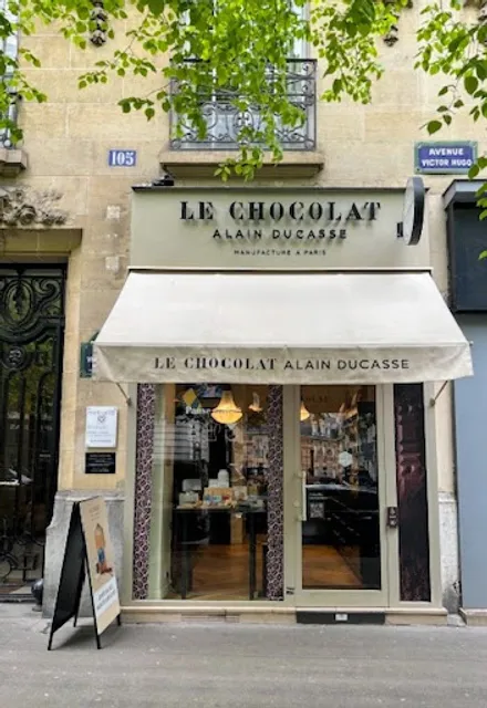 Le Chocolat Alain Ducasse, Comptoir Victor Hugo