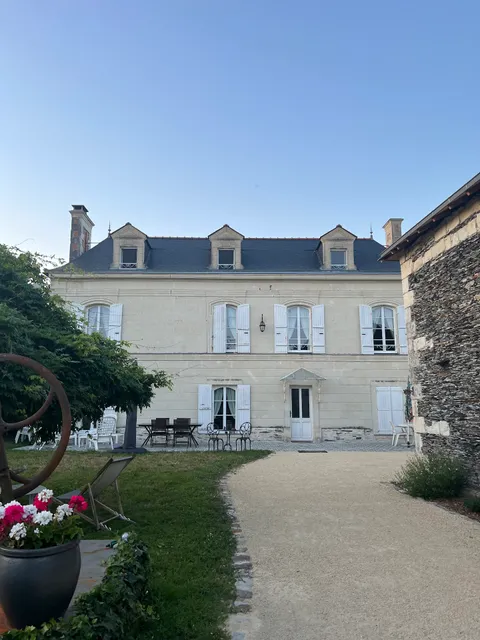La Bohal'Loire – Gîte et chambres d’hôtes de charme avec piscine au bord de la Loire à Loire-Authion Maine-et-Loire