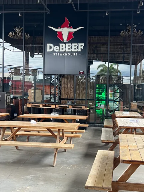 DeBEEF Steak House