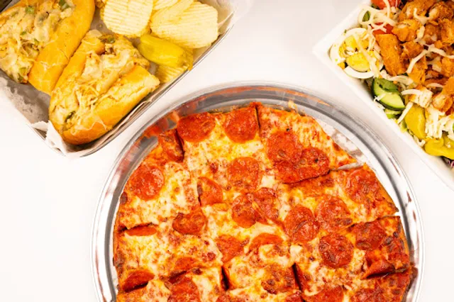 Exlines' Best Pizza In Town - Bartlett