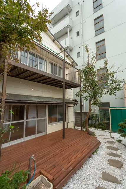 Tipy records inn house