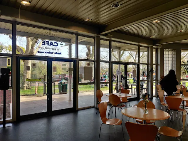 Finsbury Park Cafe