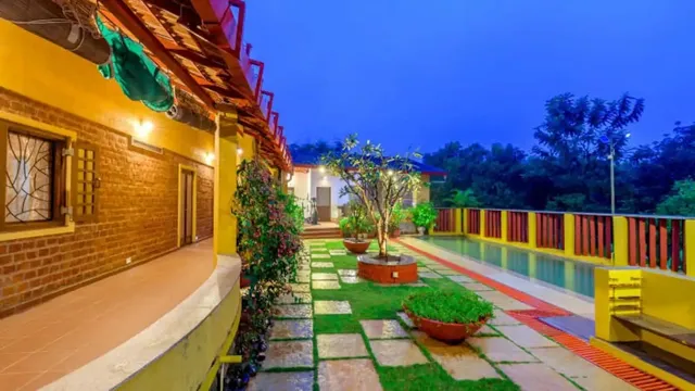 Sohana Eco Retreat Farmhouse with Treetop Machaan, Karjat and Neral