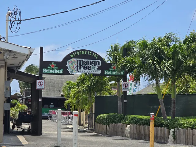 Mango Tree Bar & Restaurant