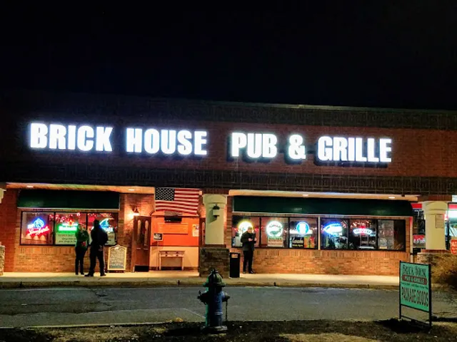 Brick House Pub & Grille