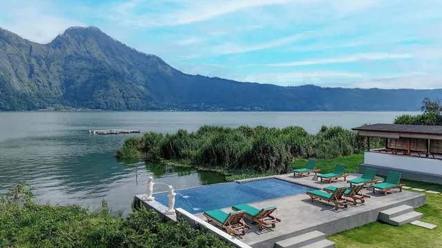 D Sila’s Tepi Danu Villas Kintamani & Natural hot spring