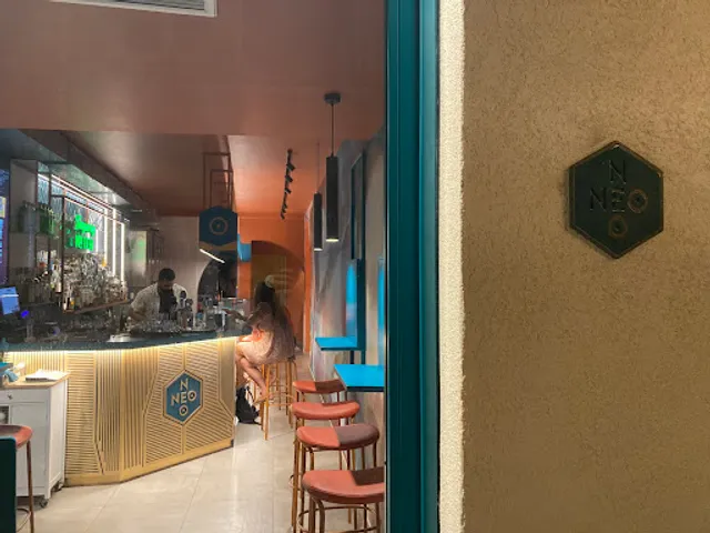 Neo Mediterraneo Vibes