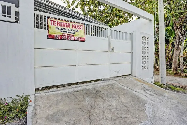 OYO 92817 Niza Guesthouse Syariah