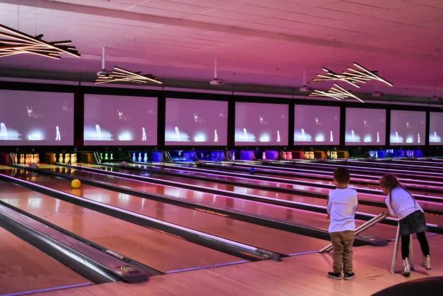 Zone Bowling Garden City