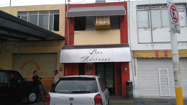 Bar Adrianos