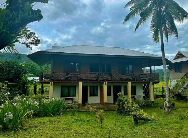 Marianne Home Inn Port Barton