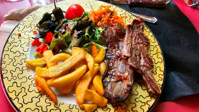 Doç e Salat Restaurant