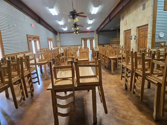 LA TAPATIA STREET TACOS