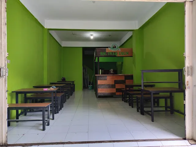 Nasi Balap Puyung Inaq Esun Cabang Praya