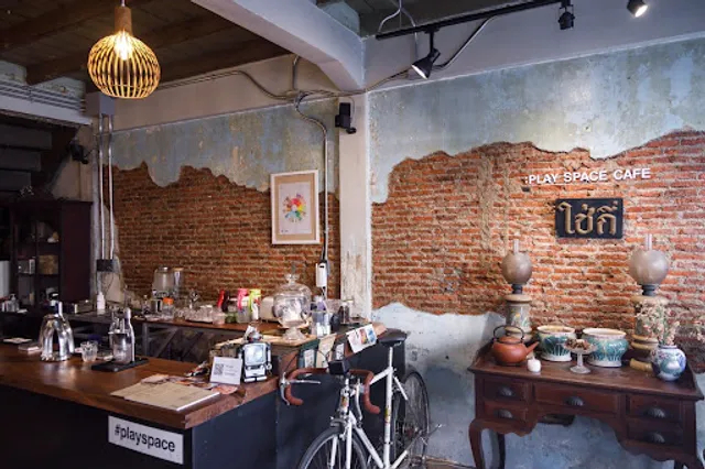 Play Space - craft coffee and bakery