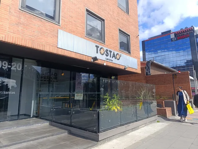 TOSTAO' Café & pan / Turín Calle 109