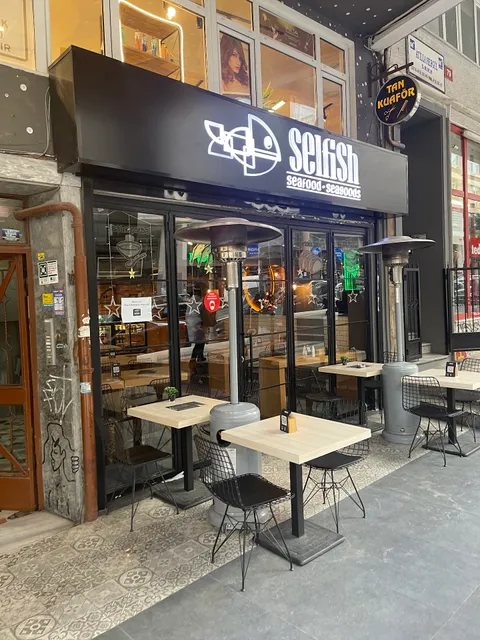 Selfish Tapas, Seafood & Wine