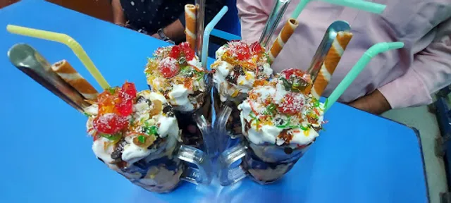 NEW Anamika Juice Centre