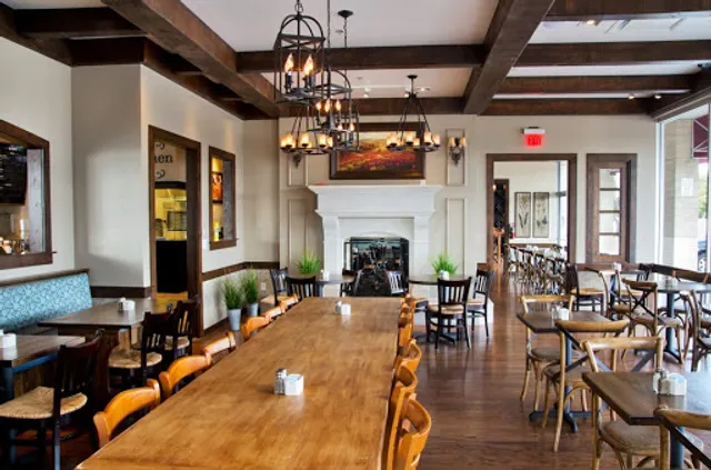 La Madeleine Overton Park