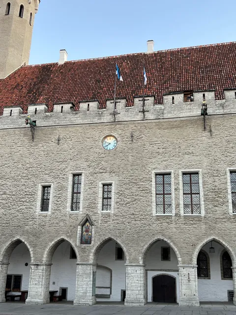 Town Hall tower & Old Thomas