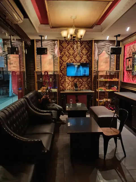 Masterpiece Family Karaoke Signature Bogor