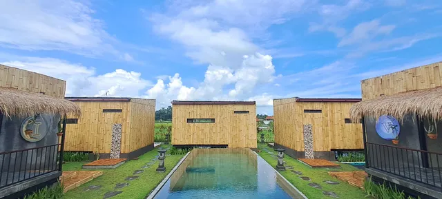 Nila Chandra Bungalows