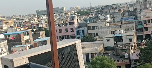 Float the rooftop bar & lounge