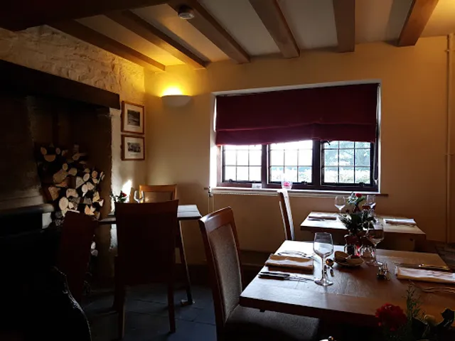 The White Hart Bar and Restaurant