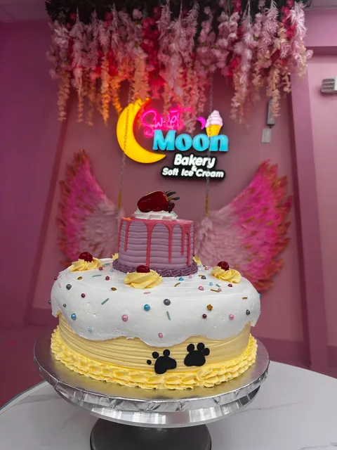 Sweet Moon Bakery
