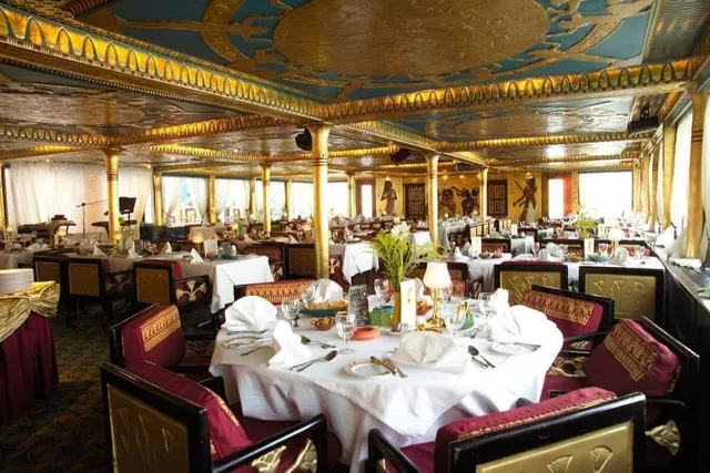 الرحلات النيلية بالقاهرة - Nile Cruise Cairo