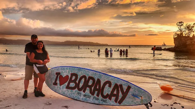 Willy's rock bar and Restuarant