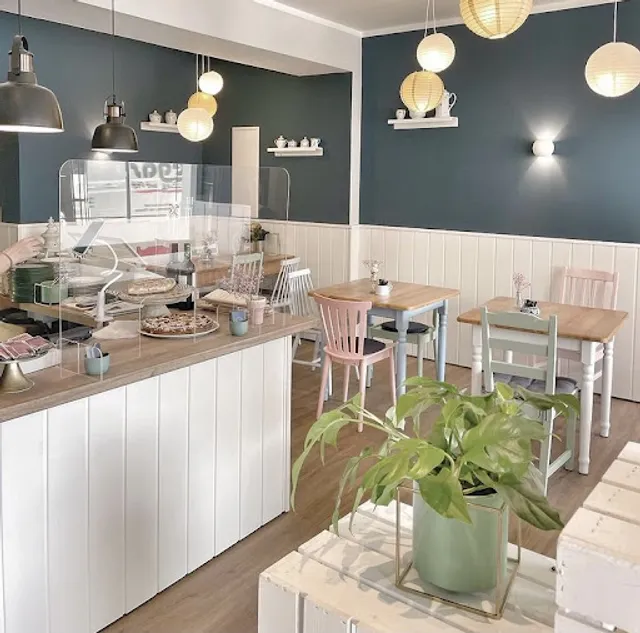 Cafe & Patisserie Goldstück