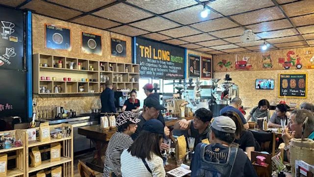 Trí Long Coffee