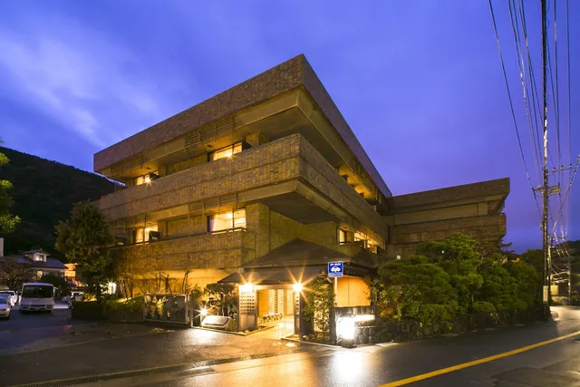 湯河原温泉 湯の里 杉菜