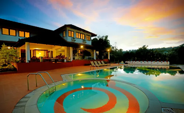 Kadkani River Resort