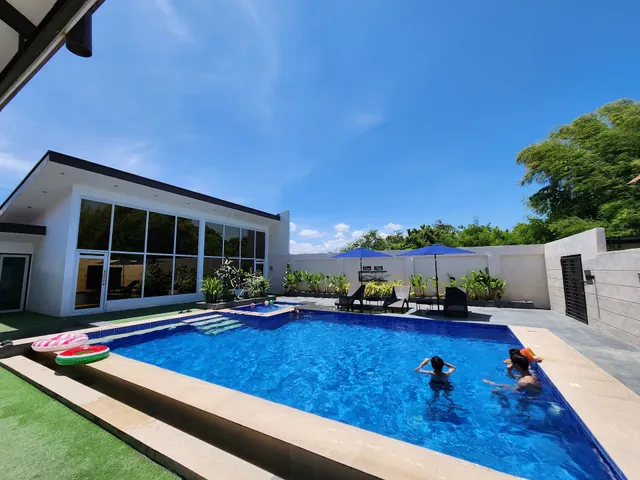 Casa Mia Private Resort - San Isidro, Cabuyao