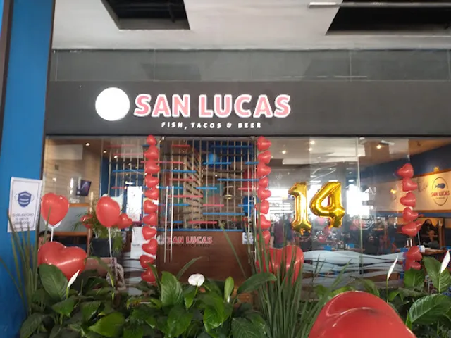 SAN LUCAS QUERÉTARO ( PLAZA ESFERA)