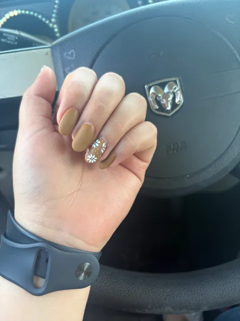 Fancy Nails & Spa