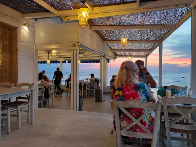 Thalassa Sea Food Experience