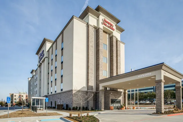 Hampton Inn & Suites North Dallas Central Expy