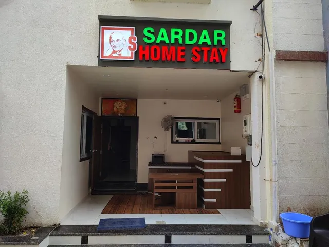 Sardar Hotel Stay