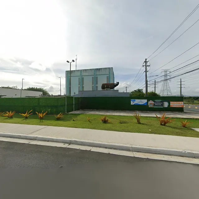 River Town Plaza Commercial Center