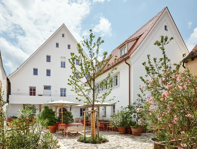 Engelwirt Hotel & Apartments