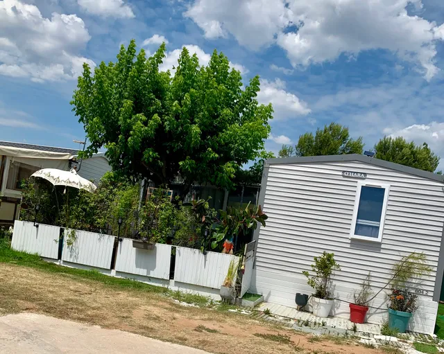 Camping Saint Pierre Des Horts