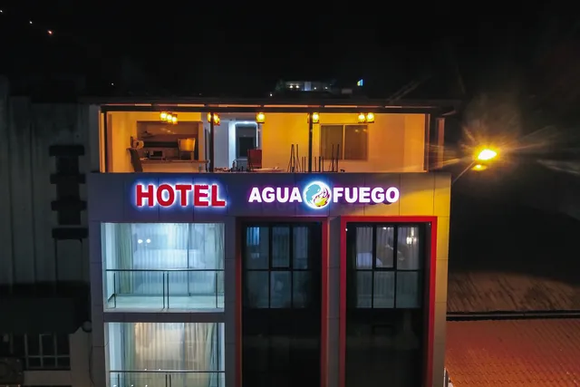 Agua Fuego Hotel