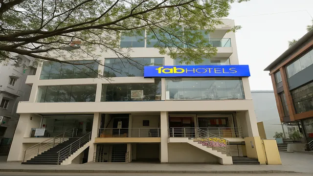 FabHotel Green Vista