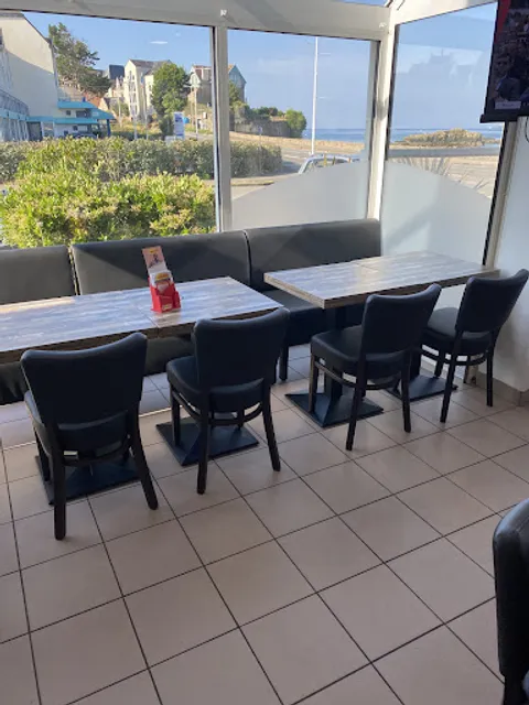 Le Grand Bleu bar tabac presse Pmu snack