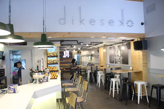 Bar Dikeseko