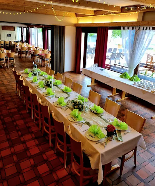 DEBI'S TSG Stadiongaststätte